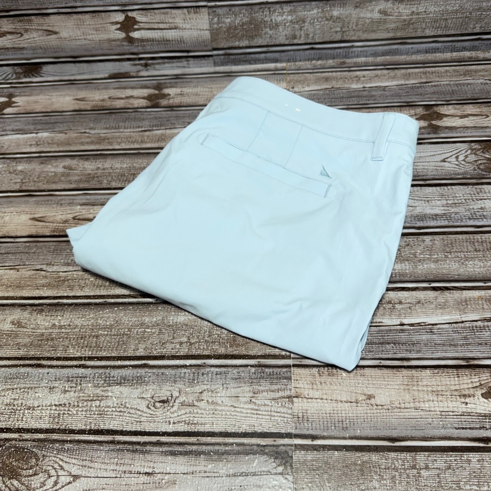 UNTUCKit Performance Golf Shorts Men W36/38 Light Blue Flat Front Polyester‎